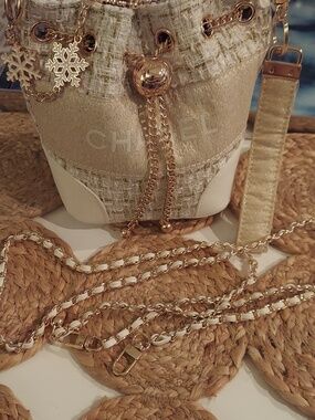 Bucket Cream Tweed Mini Bag GWP VIP